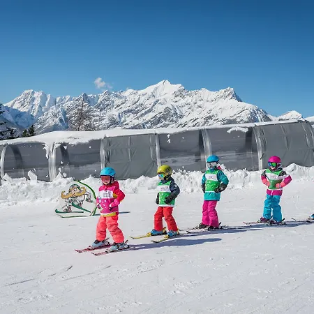 Hubertus Tirol 1-8 Personen Holiday home Pill