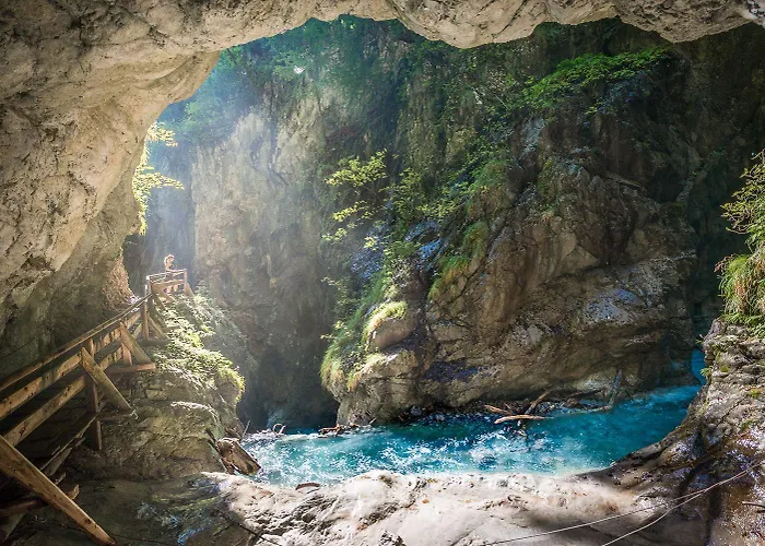 Hubertus Tirol 1-8 Personen *